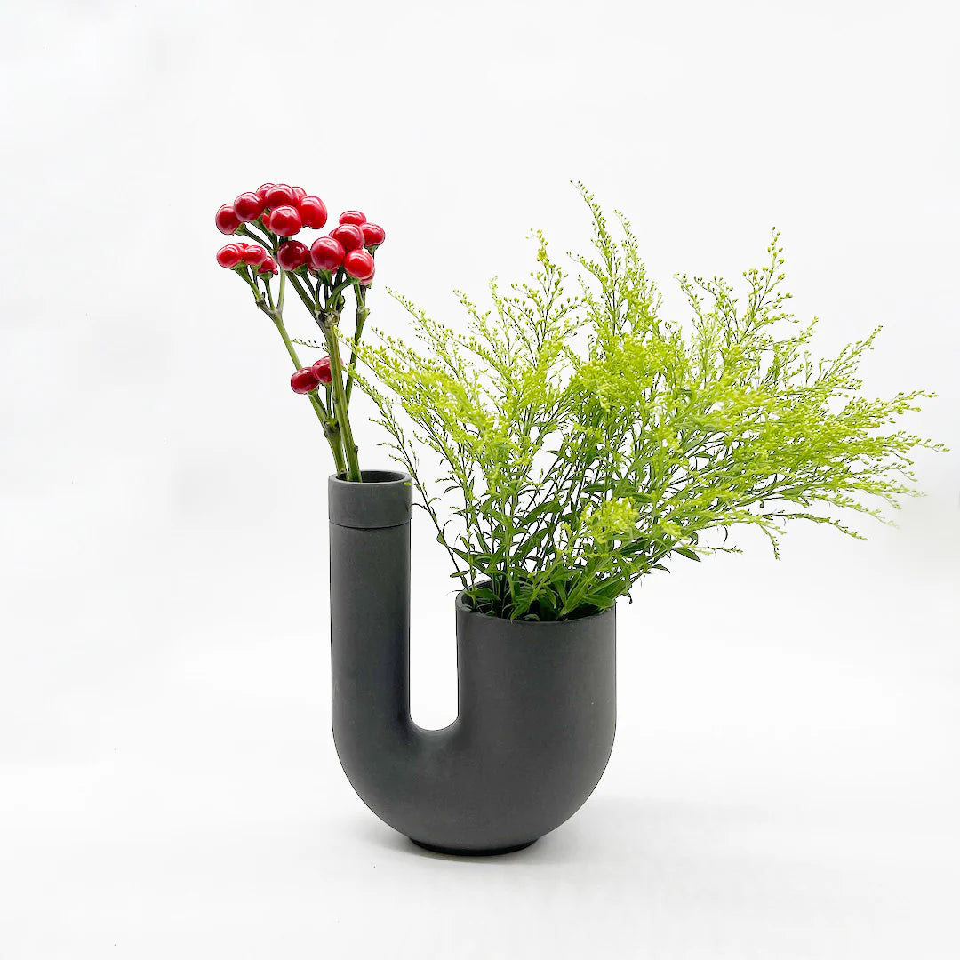 NATURE /  Tuba (M) Planter with Vase bk